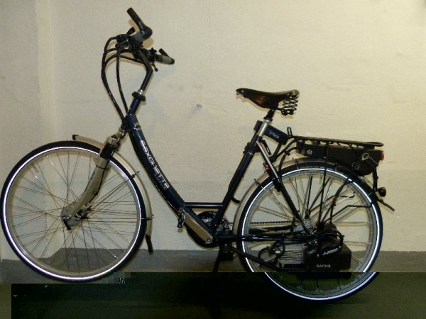 SAXONETTE--links-links.jpg