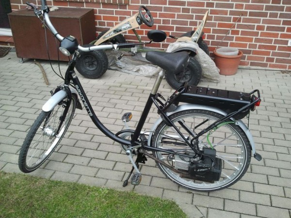 Saxonette aus grün mach schwarz